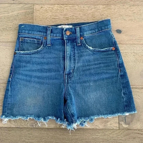 Madewell High-Rise Denim Shorts in Malden Wash Size 25 $69 - Picture 1 of 8